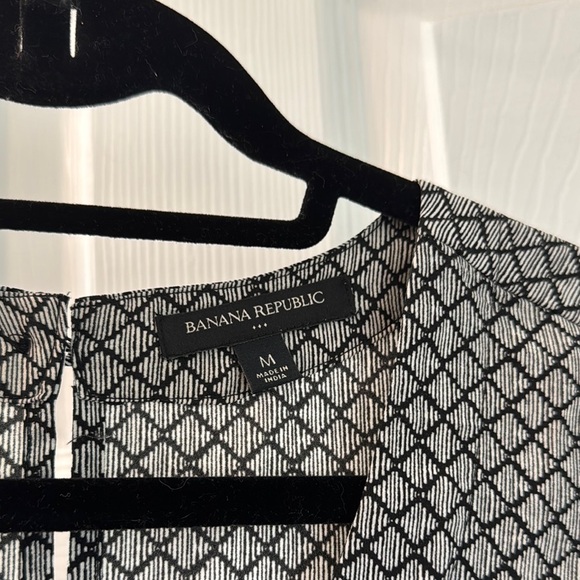 Banana Republic Factory Sleeveless Romper - Picture 3 of 8